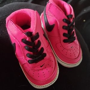 Pink baby niked